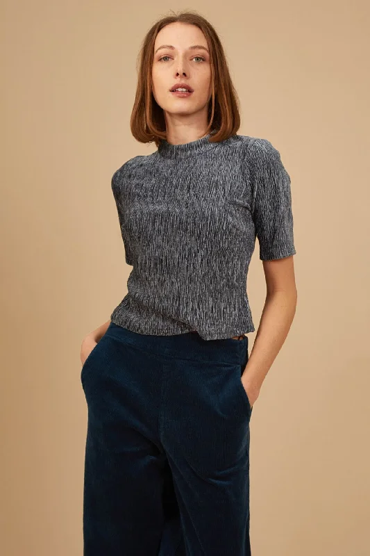 Women's Blouse with Cropped LengthWading In The Velvet Sea Blair Top