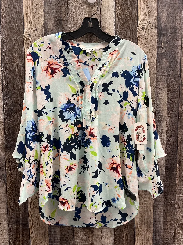 Women's Blouse with Lapel CollarBlouse Long Sleeve By The Pioneer Woman In Floral Print, Size: M