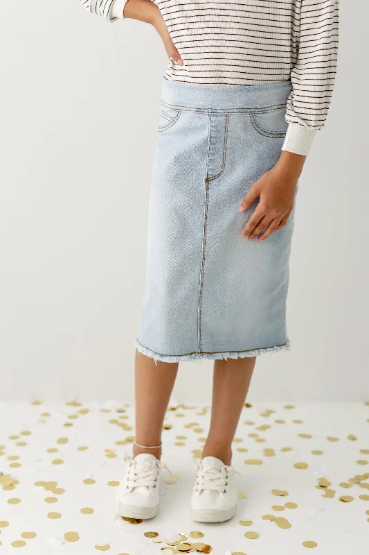 Women's Shirt Collar Skirts'Sara' Girl Classic Denim Skirt in Light Wash