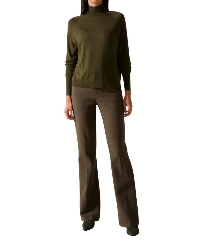 Women's Jodhpurs with Mandarin CollarLaure Trouser In Smoked Green