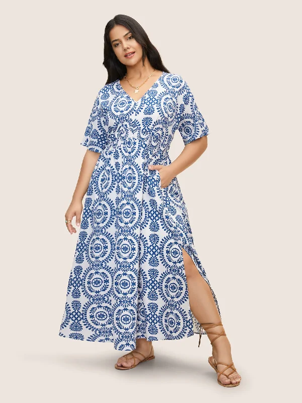 Women's Bell-Sleeve DressesBandana Print Shirred Split Side Maxi Dress