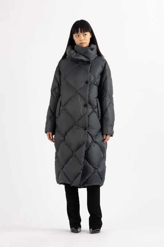 men's winter parka with hoodICONIC DIAMOND QUILT DOWN COAT DEA