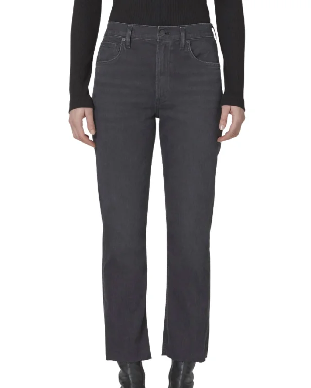 Women's Jodhpurs with Wide LegIsola Straight Cropped Denim In Black