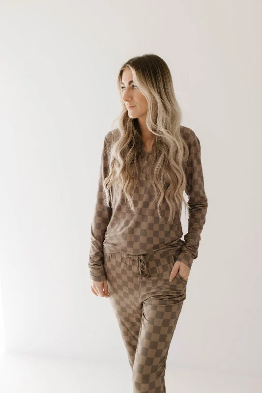 women's pajamas for those who seek ultimate relaxationWomen's Bamboo Pajamas | Faded Brown Checkerboard