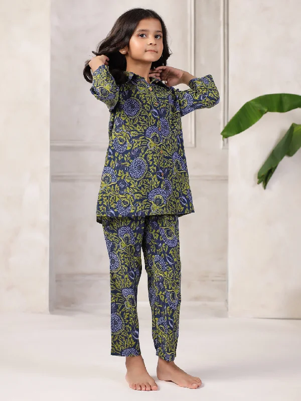 floral print women's pajamasFloral Printed Cotton Night Suit Set for Kids