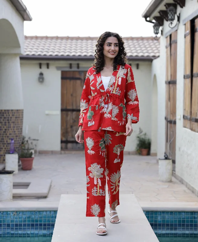 women's pajamas with a playful printMaroon Pure Cotton Night Suit Set