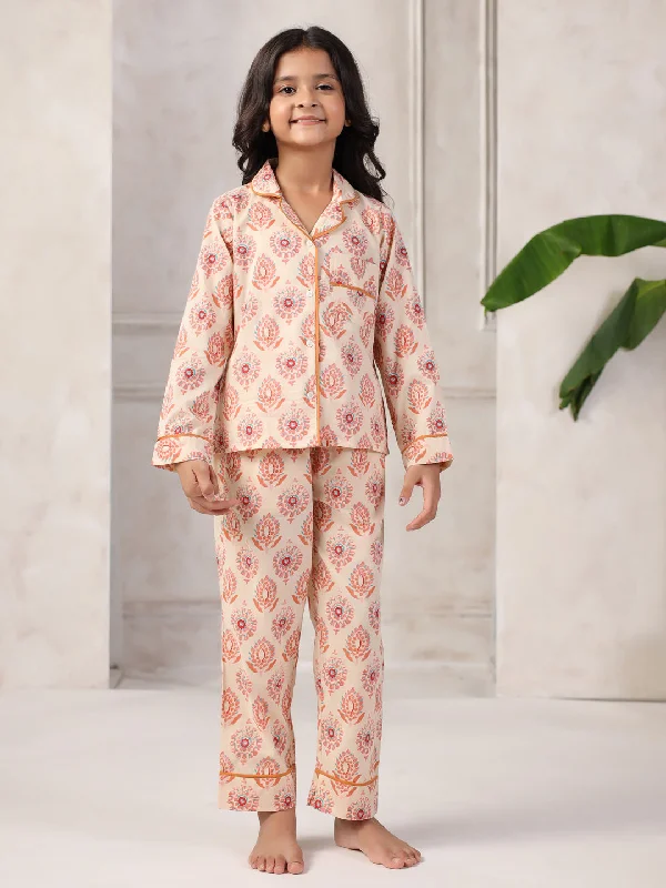 women's pajamas with a modern twistPink Flower Printed Cotton Night Suit Set for Kids