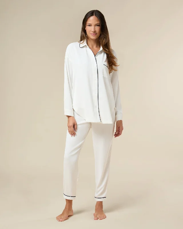 women's pajamas with a cozy, snug fit for ultimate comfortPull On Woven Jogger