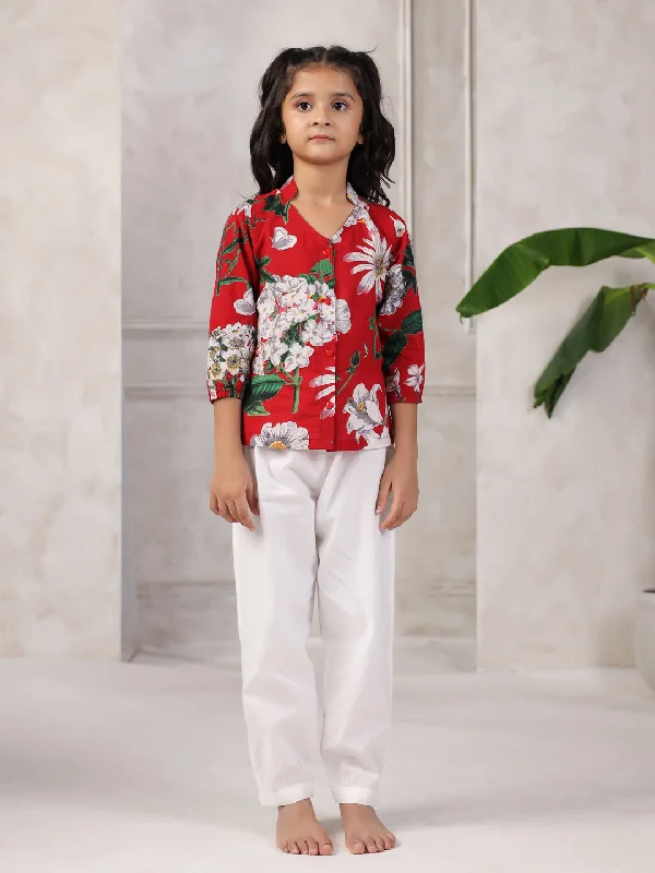 women's pajamas with a touch of whimsical funRed Printed Cotton Night Suit Set for Kids